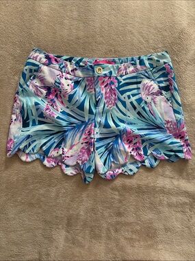 Lilly Pulitzer Knit Buttercup Shorts - Size 10